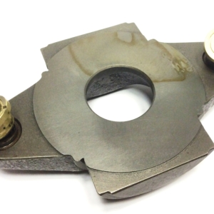 Kallutusplaat L, vastupäeva põõrlemine